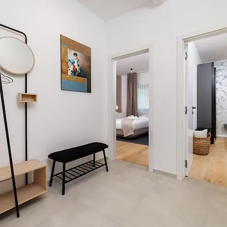 Le Maris With Indoor & Outdoor Heated Pool Villa Dobrinj